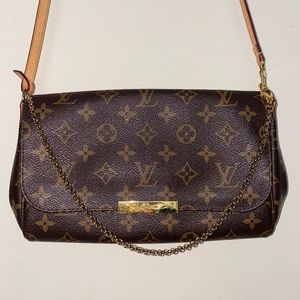 LOUIS VUITTON Monogram Favorite MM crossbody bag